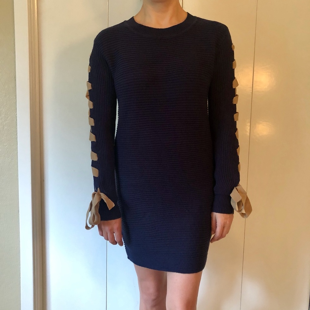 NWOT Lace-up Sleeve Sweater Dress - Picture 4 of 4
